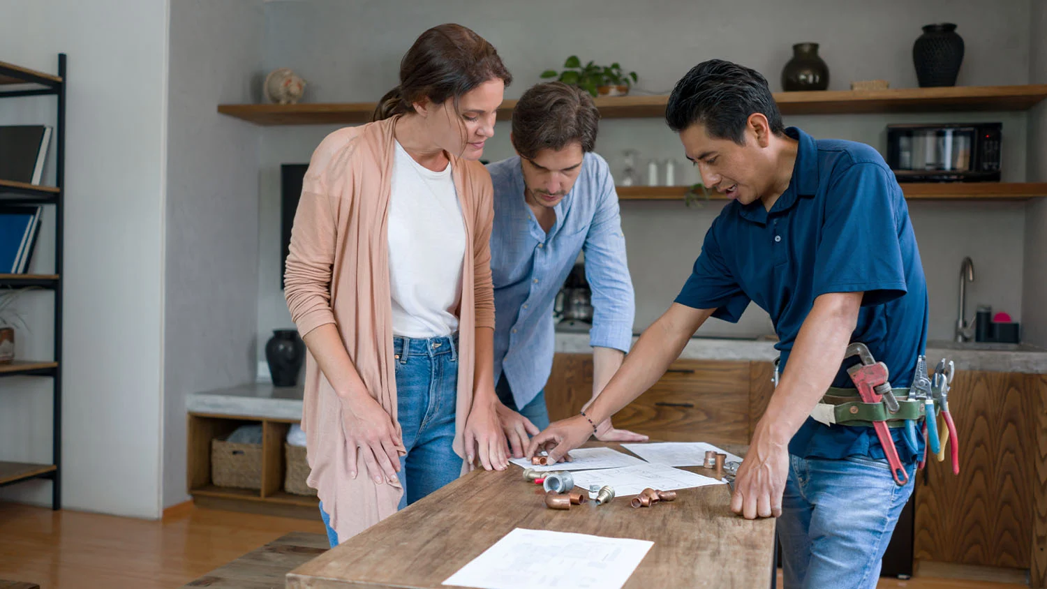 contractor-going-over-house-renovations